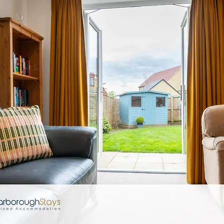 Claremont House - Holiday home Whitby