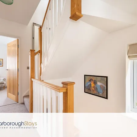 Claremont House - Holiday home Whitby
